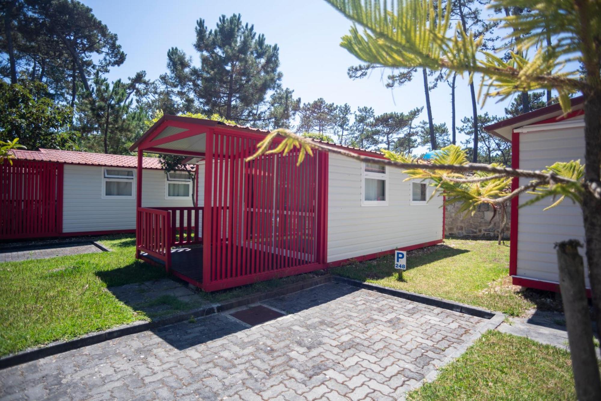 Parque De Campismo Orbitur Sao Pedro De Moel Hotel Bagian luar foto